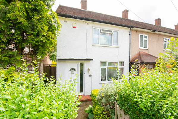 Arrowsmith Road, Chigwell, IG7