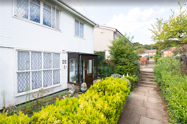 Manford Way, Chigwell, IG7